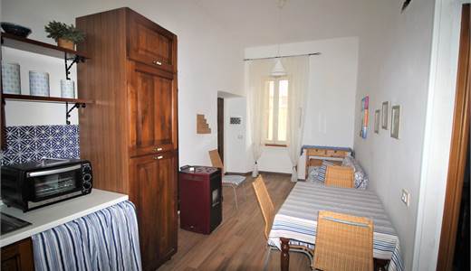 APPARTAMENTO CENTRALE VICINO AI SERVIZI