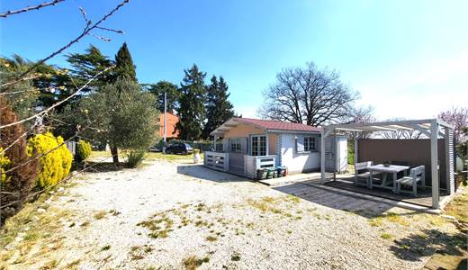 CASALETTO CON TERRENO